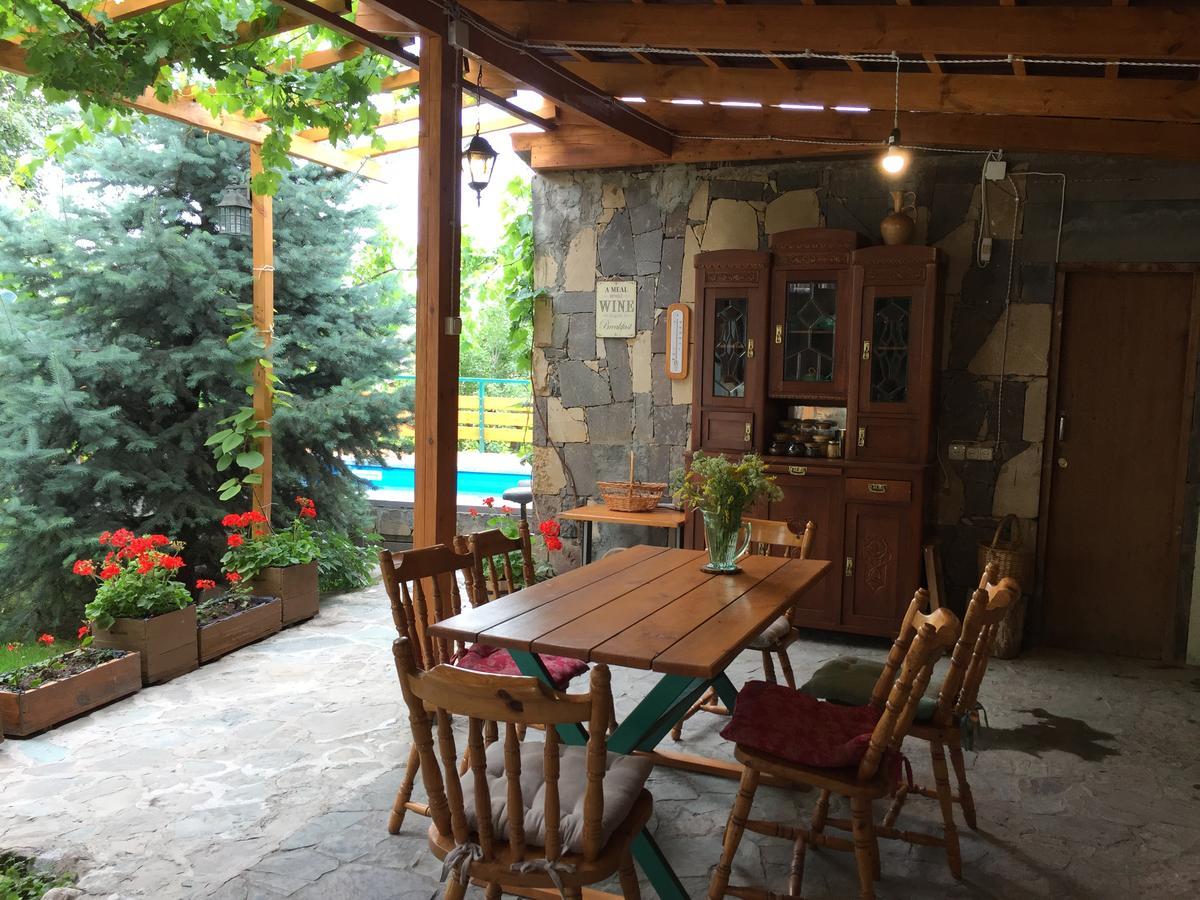 Green Stone Boutique Hotel Yeghegnadzor Exterior photo